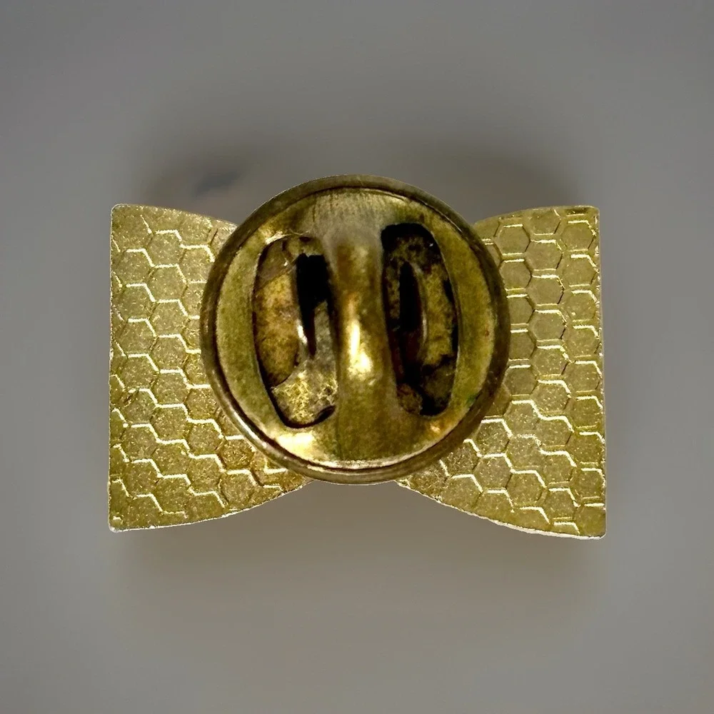 Vtg Partnership For Survival Gold Tone Hat Tie Tack Pinback Butterfly Clutch